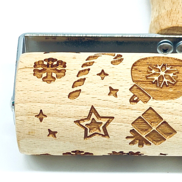 Christmas Wooden Rolling Pin Engraved Embossed Christmas Designs cookie baking - Picture 3 of 6